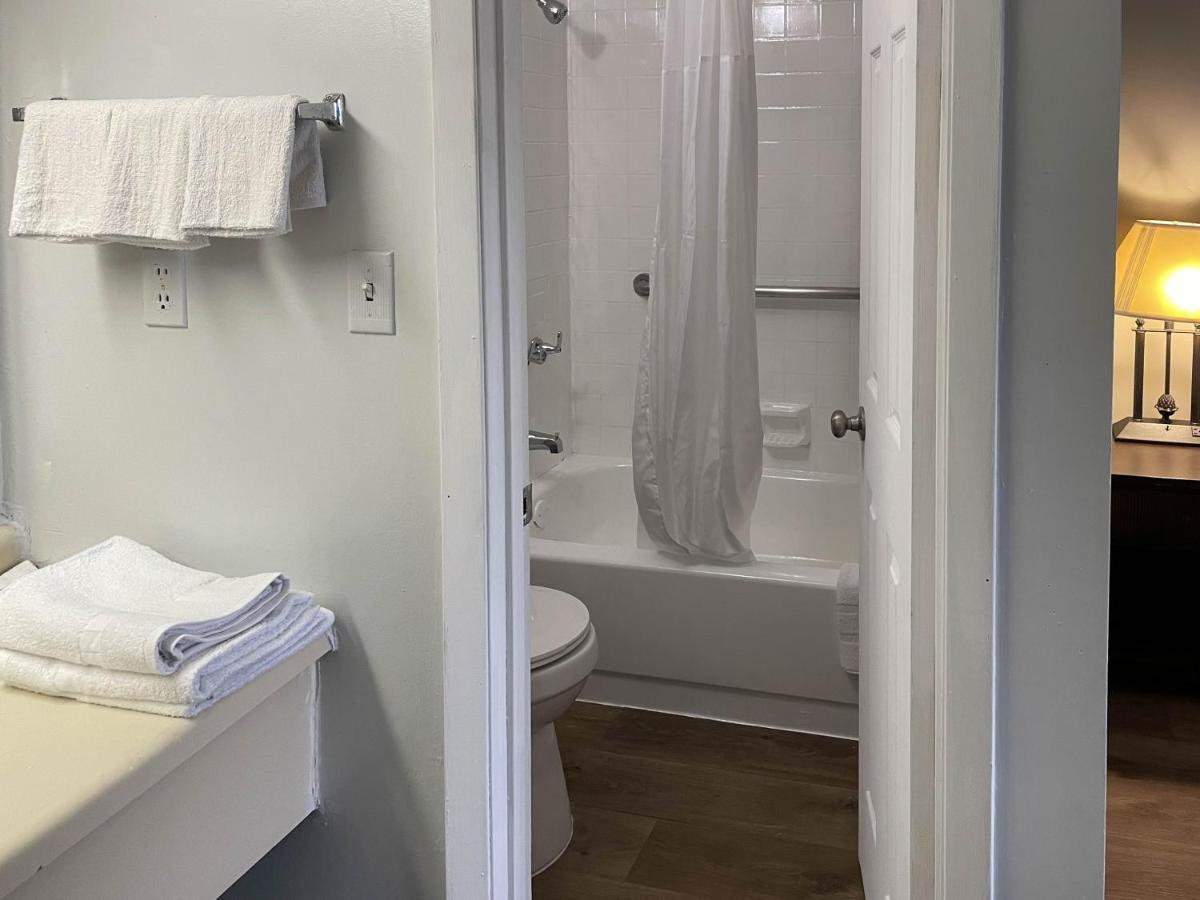 Suites Wytheville Va Экстерьер фото