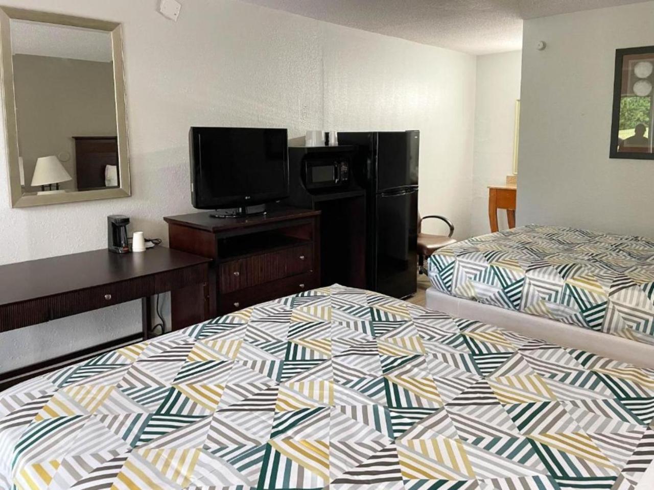 Suites Wytheville Va Экстерьер фото